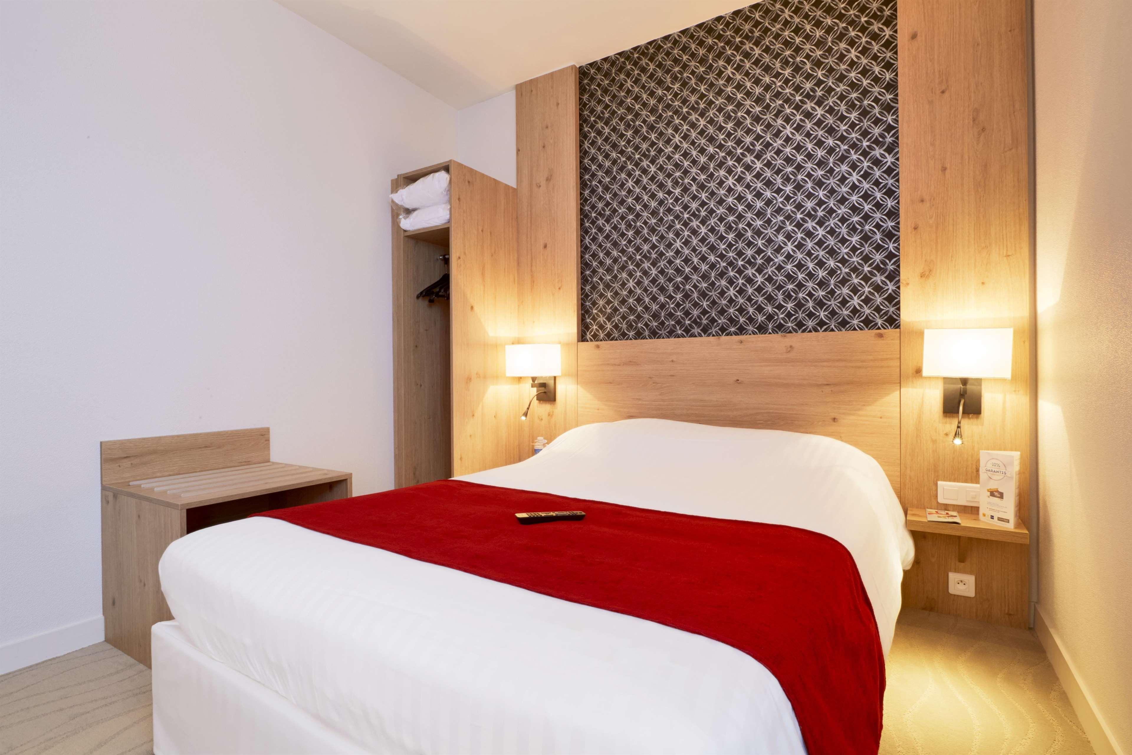 Kyriad Vannes Centre Ville Zewnętrze zdjęcie